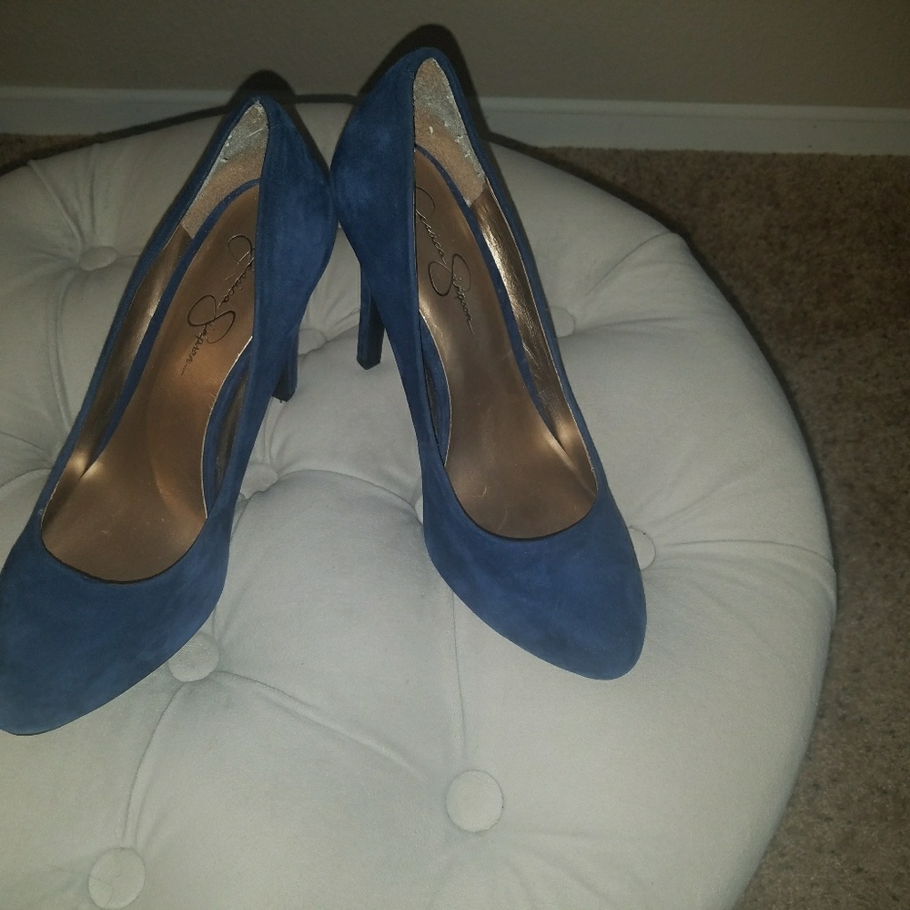 Beautiful blue suede pumps